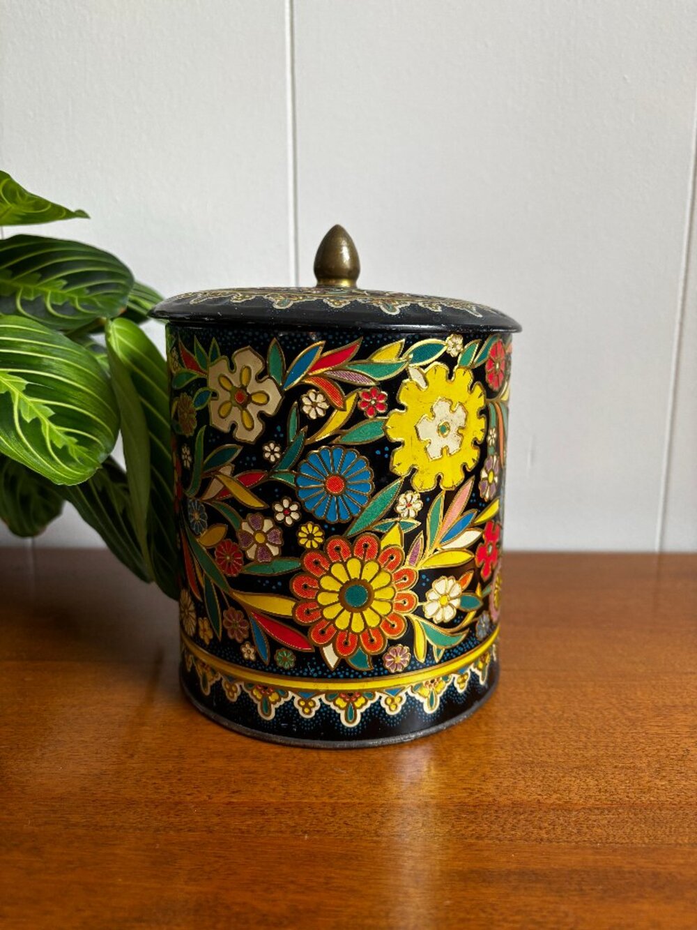 Vintage Daher Floral Tin Canister w/ Lid Made in England Colorful Metal Storage